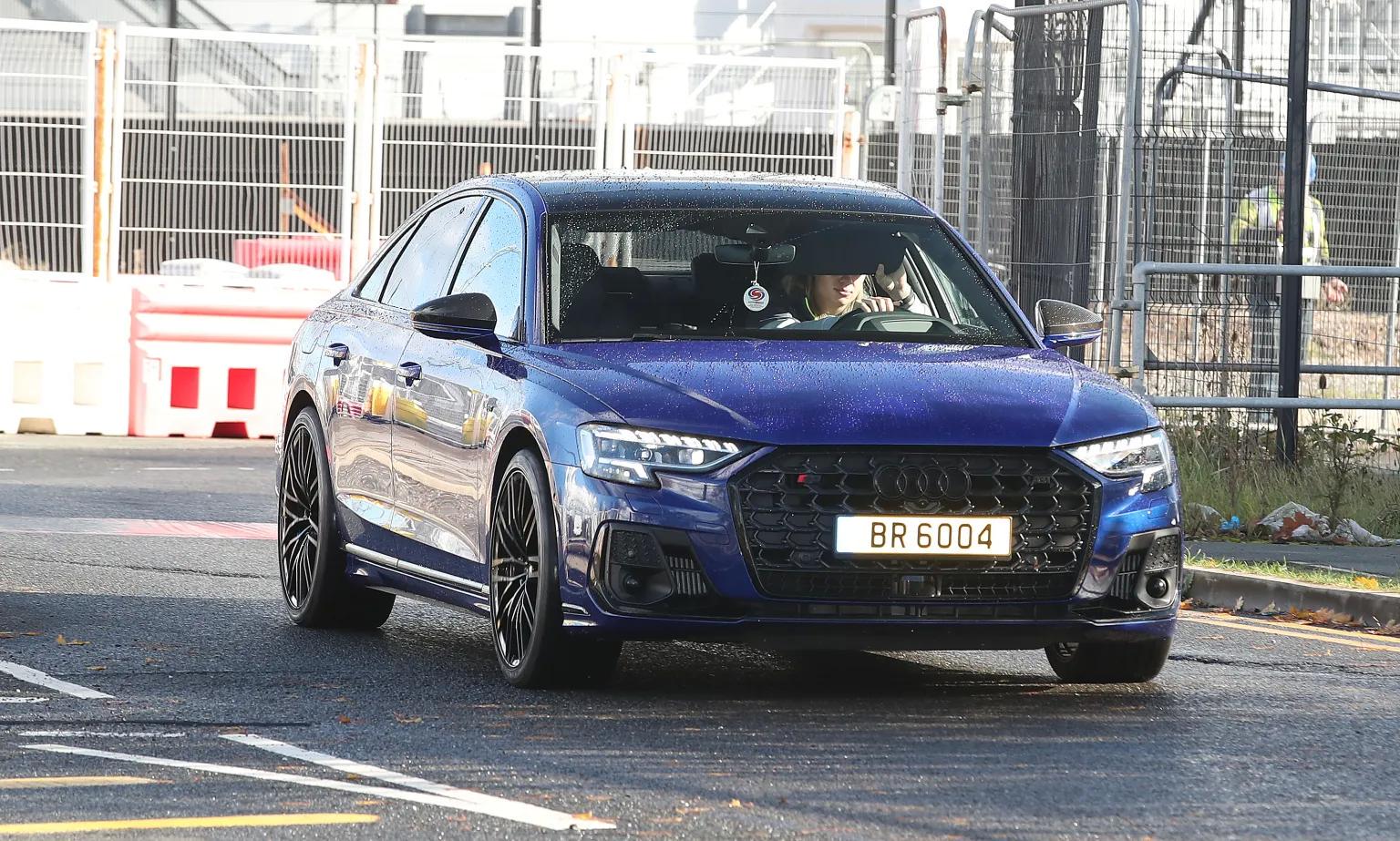 但与上周他 但与上周他