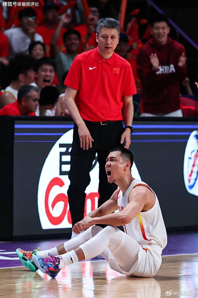 text, 在篮球场上, 北京时间