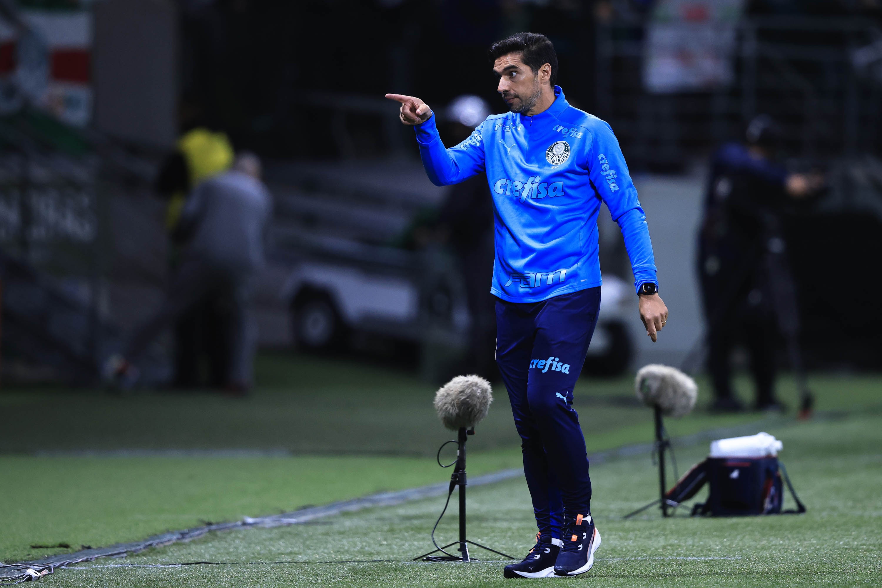 年和, 费雷拉, yid 年和, 费雷拉, yid